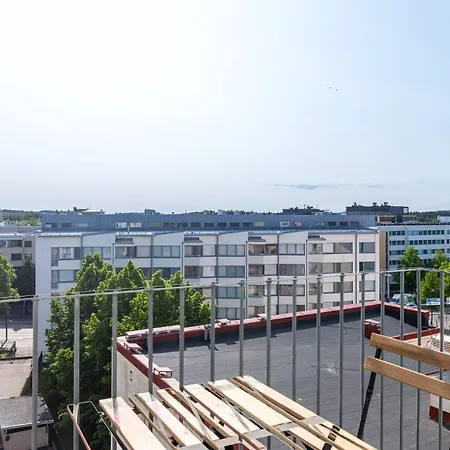 Modern With Balcony Next To Railway Station 아파트 *