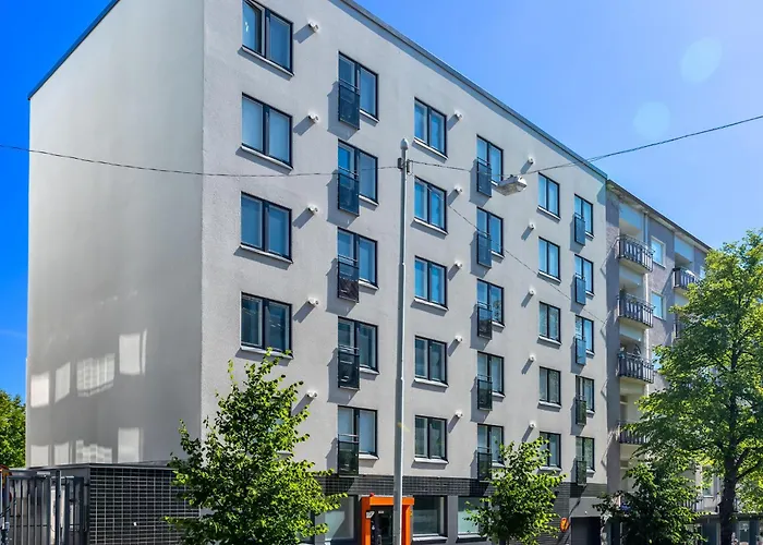 Lägenhet Modern With Balcony Next To Railway Station *